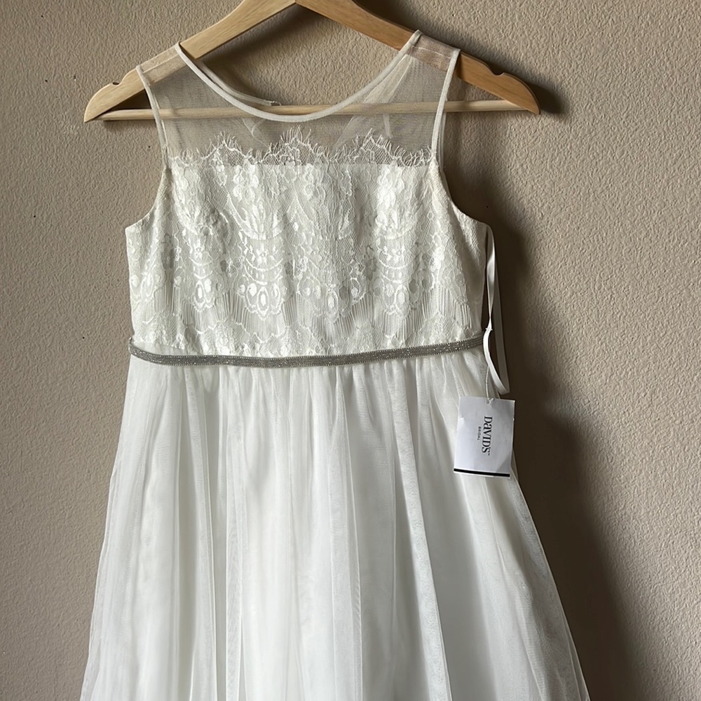 Nwt girls David’s Bridal Wedding Dress